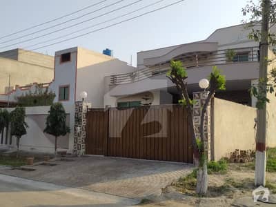 لاہور ۔ شیخوپورہ ۔ فیصل آباد روڈ فیصل آباد میں 1 کنال مکان 3.5 کروڑ میں برائے فروخت۔ لاہور ۔ شیخوپورہ ۔ فیصل آباد روڈ فیصل آباد میں 1 کنال مکان 3.5 کروڑ میں برائے فروخت۔