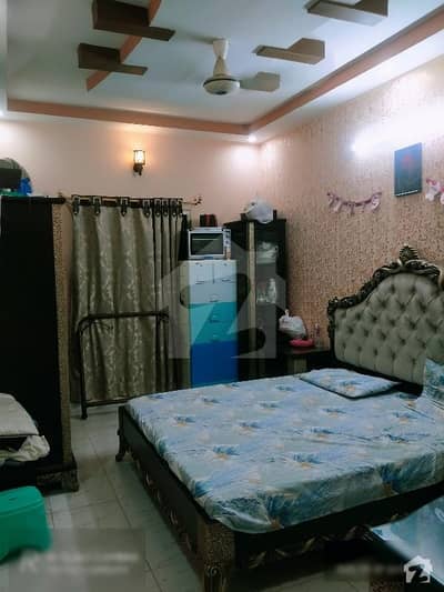 عزیز آباد گلبرگ ٹاؤن کراچی میں 2 کمروں کا 3 مرلہ فلیٹ 45 لاکھ میں برائے فروخت۔