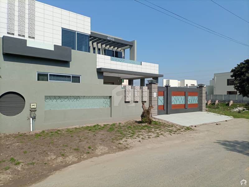 House For Sale In DC Colony DC Colony, Gujranwala ID31577860