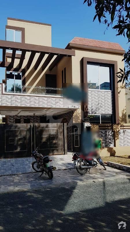 BRAND NEW AVAILABLE GOOD LOCATION 8 MARLA HIGH IN LUXURY HOUSE SALE IN BAHRIA TOWN LAHORE SECTOR B BLOCK UMAR