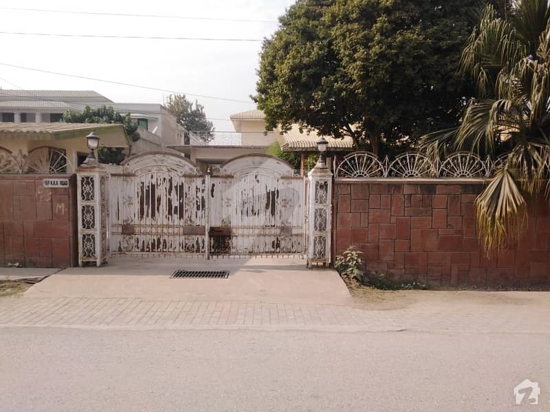 Ideal 60 Marla House Available In University Town, Peshawar