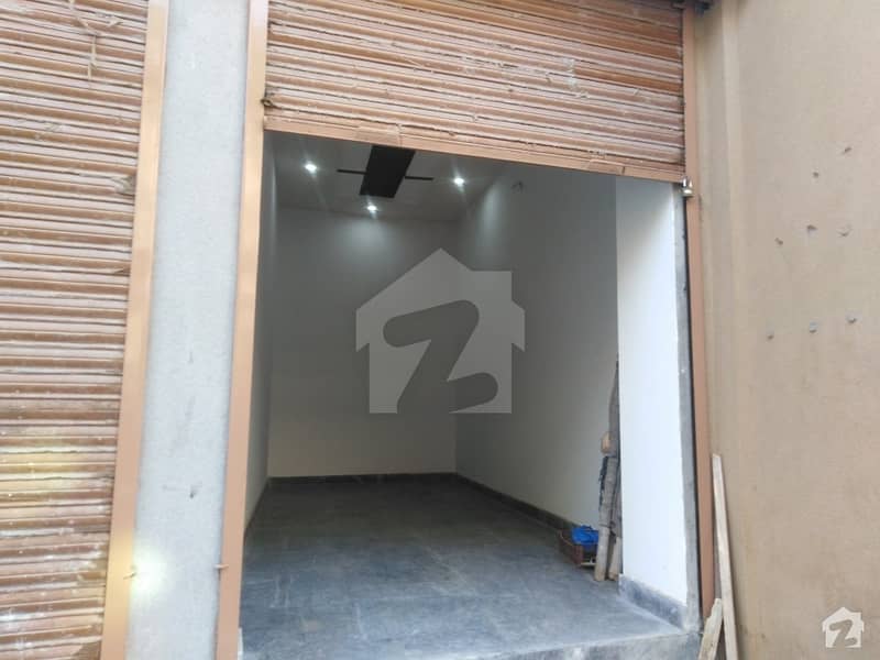 Ready To Sale A Shop 160 Square Feet In Samanabad Lahore