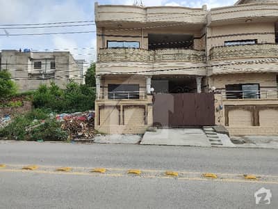 کالٹکس روڈ راولپنڈی میں 4 کمروں کا 6 مرلہ مکان 1.55 کروڑ میں برائے فروخت۔