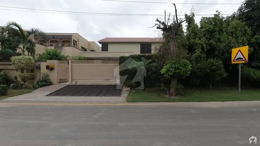 27  Marla Used House Is Available For Sale