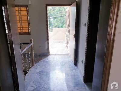 خیابان تنویر راولپنڈی میں 4 کمروں کا 10 مرلہ مکان 2 کروڑ میں برائے فروخت۔