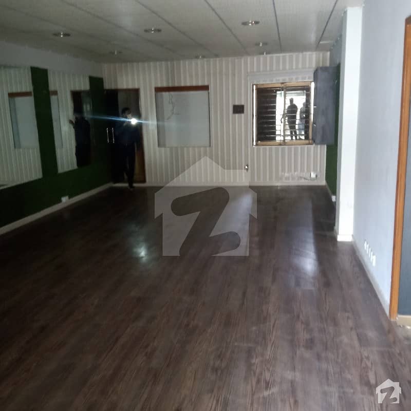 750 Yards Bungalow For Rent Best For Office Use At Pechs Block 6 PECHS