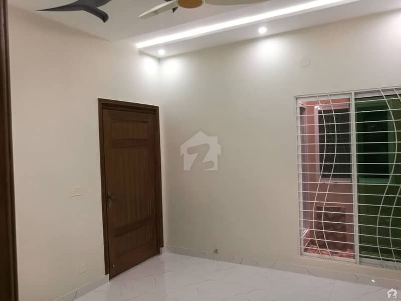 5 Marla House Available For Rent In College Road