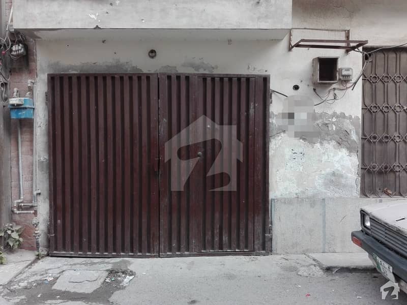 Centrally Located House In Allama Iqbal Town Is Available For Sale