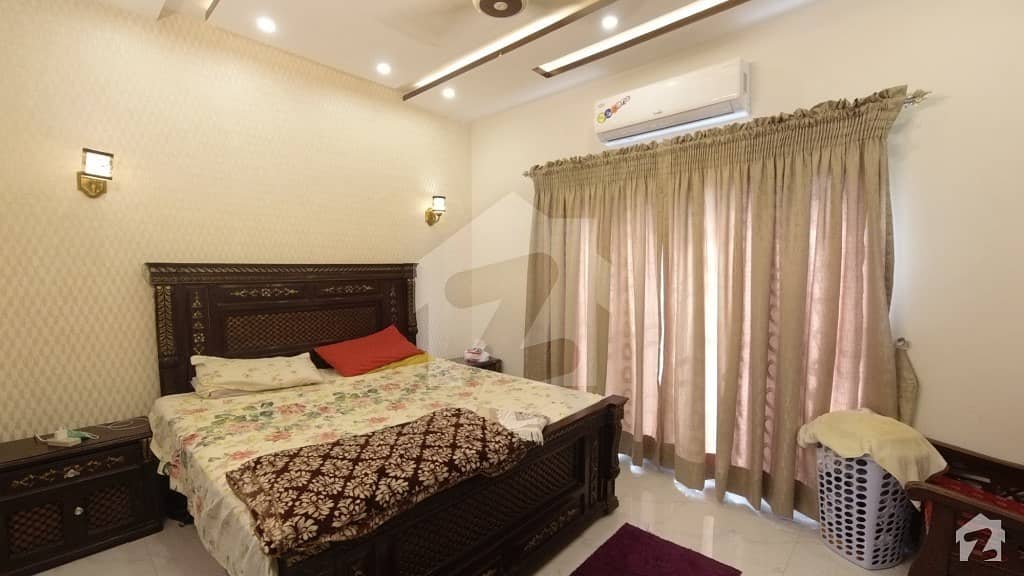 رانا ٹاؤن لاہور میں 2 کمروں کا 10 مرلہ مکان 35 لاکھ میں برائے فروخت۔