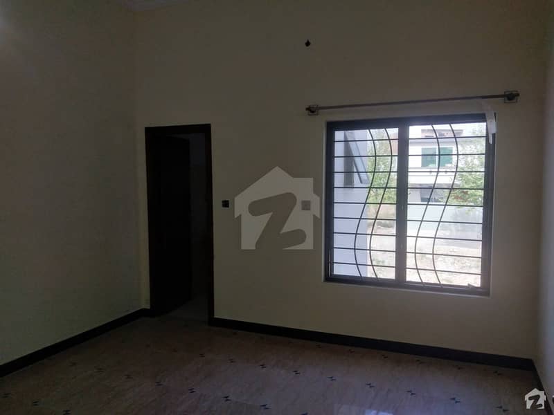 10 Marla House Available For Sale In Rs 9,000,000