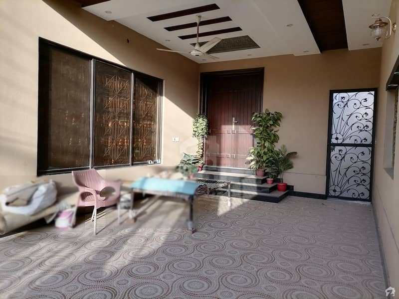 علامہ اقبال ٹاؤن ۔ رچنا بلاک علامہ اقبال ٹاؤن لاہور میں 5 کمروں کا 1 کنال مکان 6.75 کروڑ میں برائے فروخت۔