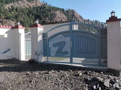 ایبٹ آباد ہائٹس روڈ ایبٹ آباد میں 1 کنال مکان 1.5 کروڑ میں برائے فروخت۔