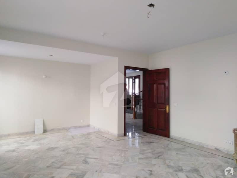 4500 Square Feet Upper Portion Is Available For Rent In Dha Phase 5