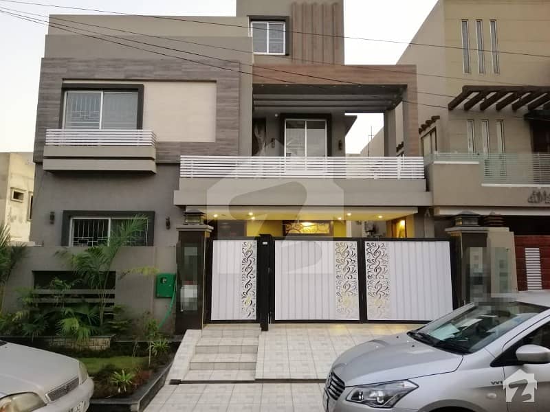 10 Marla New House For Sale In Tulip Block Bahira Town Lahore