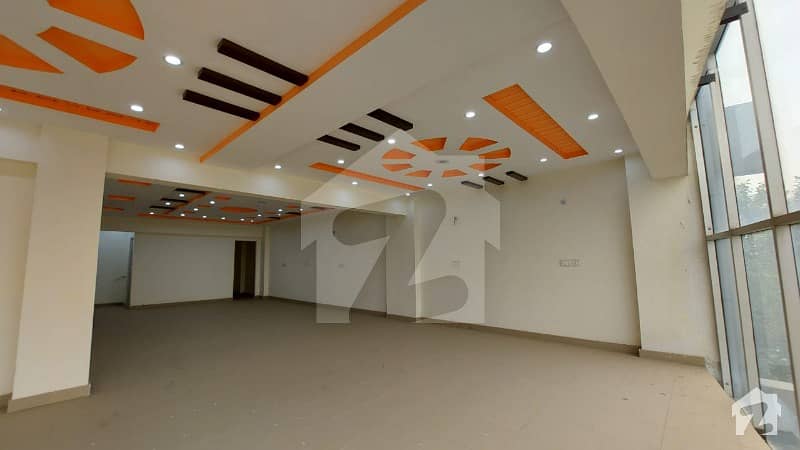 5 Lac Rent Value 4 Marla Commercial Plaza For Sale