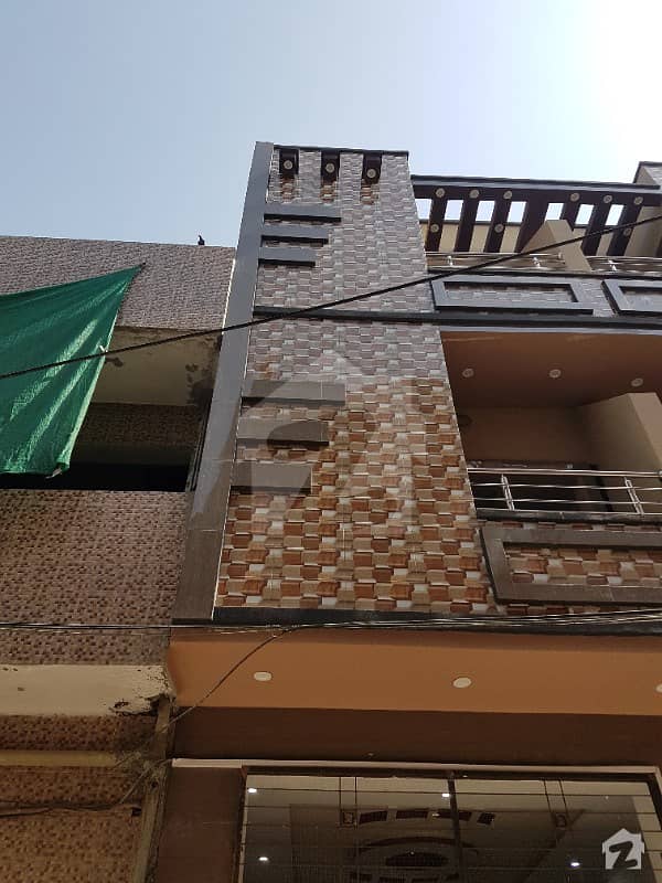 2.5 Marla Triple Storey House Is Available For Sale