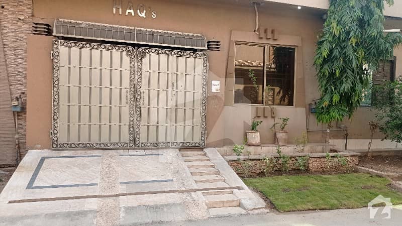 Ideally Located House For Sale In Sabzazar Scheme - Block P Available