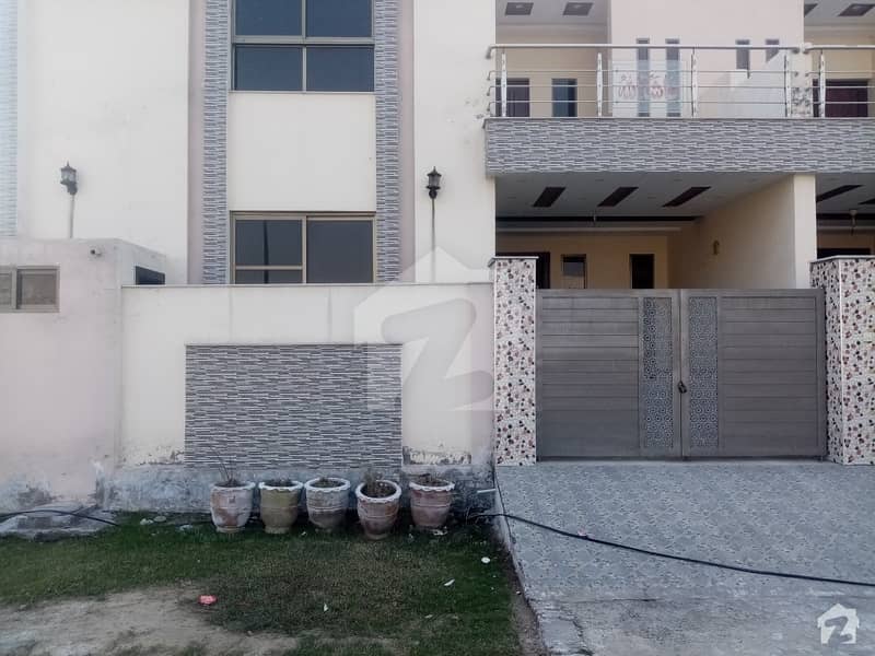House Of 5 Marla In Satiana Road Is Available