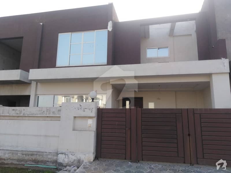 In Satiana Road 7 Marla House For Sale