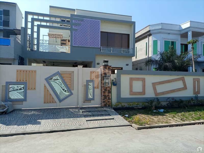 1 Kanal House For Sale In Rs 33,500,000 Only