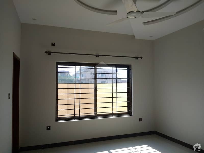 7 Marla House Situated In Dhamyal Road For Sale