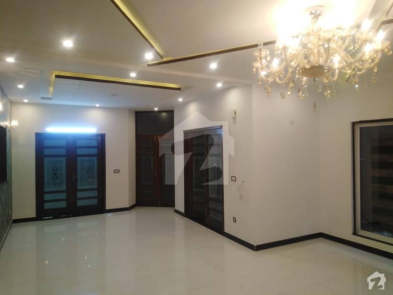 10 Marla House Is Available For Rent In Wapda Town
