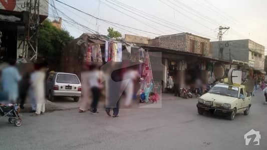 چونگی نمبر 22 روڈ راولپنڈی میں 12 مرلہ کمرشل پلاٹ 12 کروڑ میں برائے فروخت۔