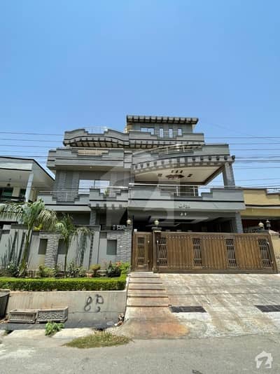 1 Kanal Front & Back Open 3 Floors Sperate Unit House Prime Location