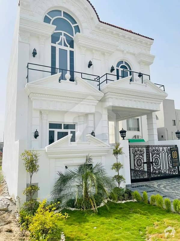 5-Marla Brand New Luxury Beautifully House For Sale In DHA 9 Town