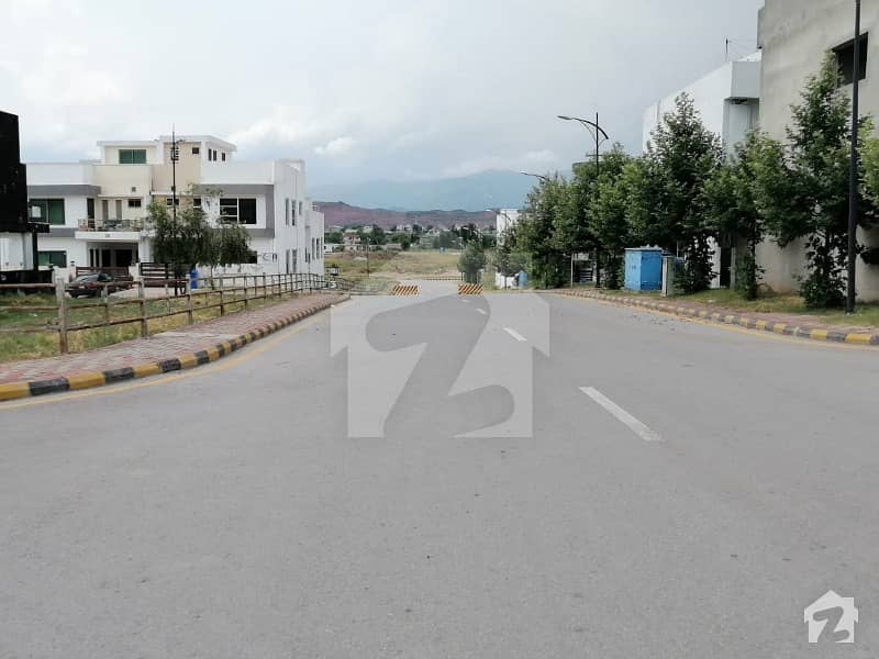Sector G 8 Marla Ready Plot For Sale On Installments