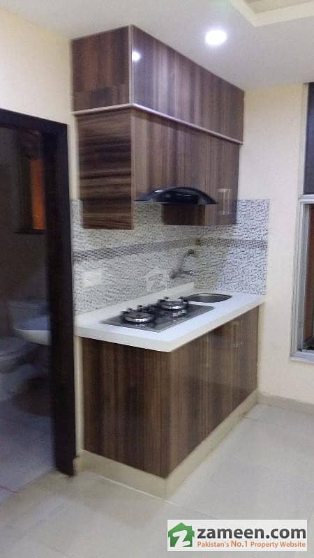 Flat For Rent In Out Class Location Of Bahria Town Lahore