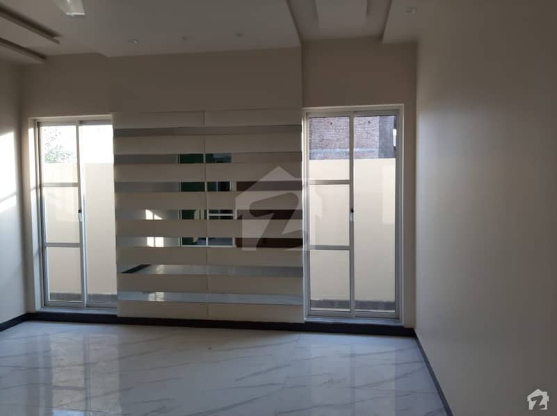 8 Marla House For Rent In The Perfect Location Of Madina Town