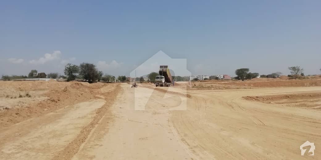 Street 15 Double Road Back 30x60 Level Residential Plot Is Up For Sale