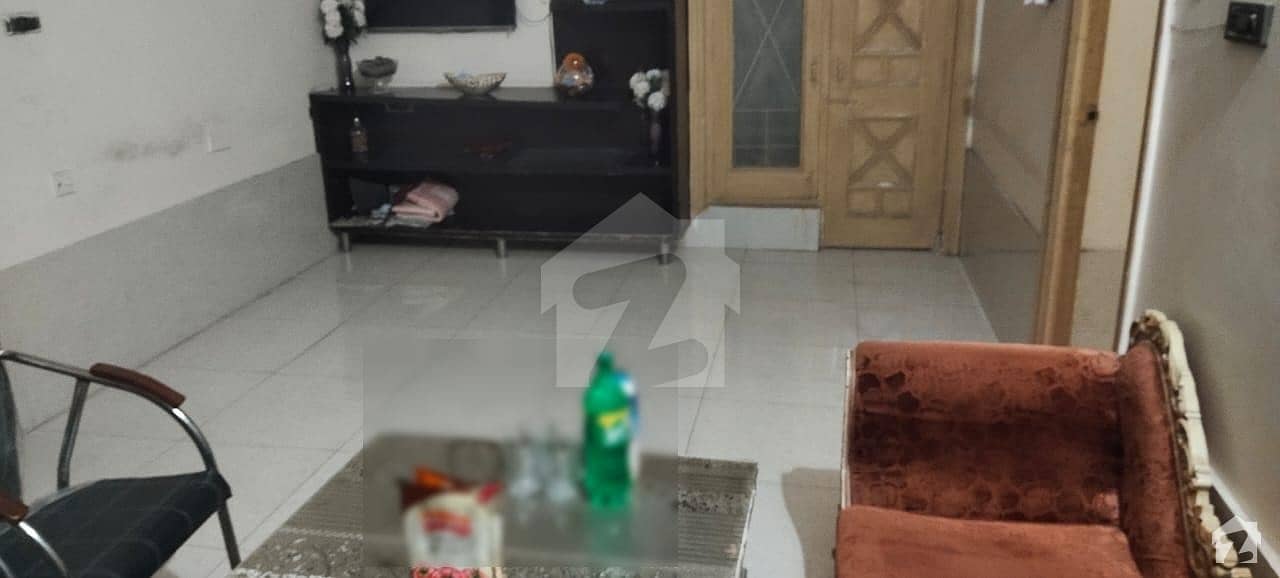 6 Marla Spacious House Is Available In Madina Town For Rent