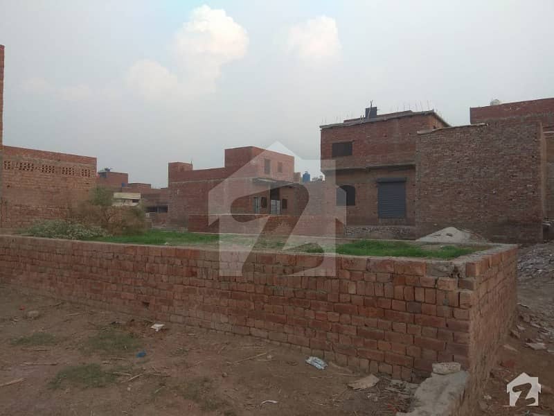 ساندہ روڈ لاہور میں 2 مرلہ رہائشی پلاٹ 8.5 لاکھ میں برائے فروخت۔