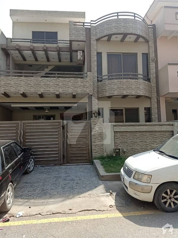 40x80 Marla House Available For Sale In Sector F-17