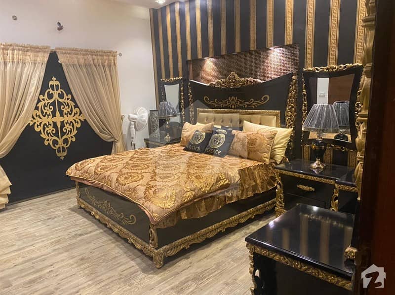 ڈی ایچ اے فیز 5 - بلاک ڈی فیز 5 ڈیفنس (ڈی ایچ اے) لاہور میں 3 کمروں کا 5 مرلہ مکان 2 کروڑ میں برائے فروخت۔