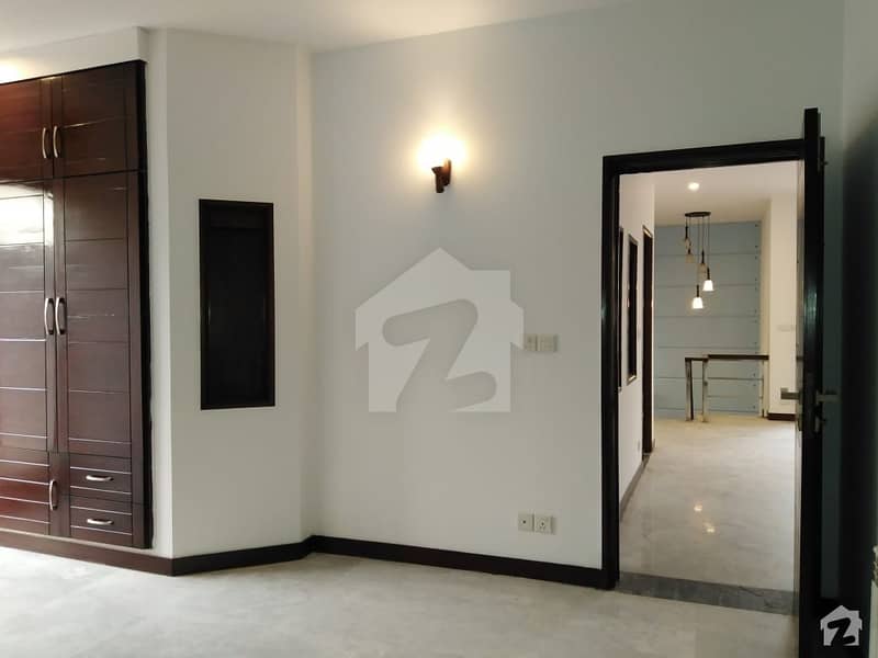 1 Kanal House In Central Airport Housing Society For Rent
