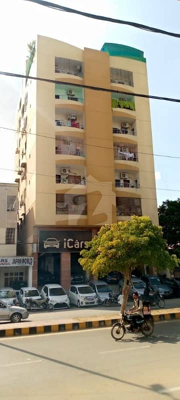 پی ای سی ایچ ایس بلاک 2 پی ای سی ایچ ایس جمشید ٹاؤن کراچی میں 3 کمروں کا 7 مرلہ فلیٹ 2.25 کروڑ میں برائے فروخت۔