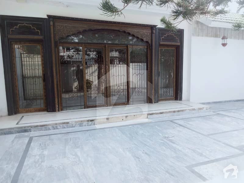 Prime Location Beautiful Corner House F-10 3 Prime Location Beautiful Corner House F-10 3