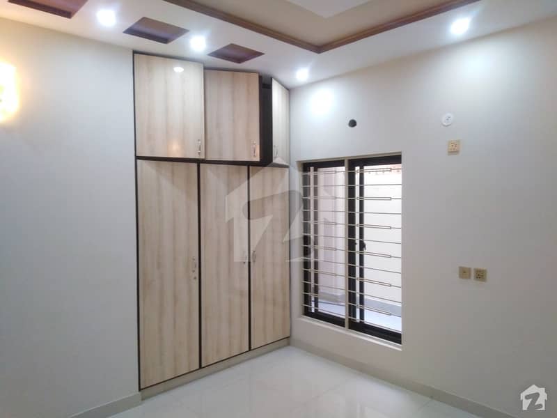 Upper Portion Spread Over 5 Marla In Johar Town Available