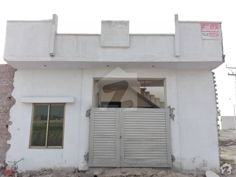 House Of 563 Square Feet In Chak No 32/4-L Is Available