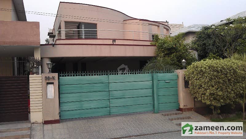 1 Kanal Full Basement Double Unit House In Dha Phase 3 On Hot Location
