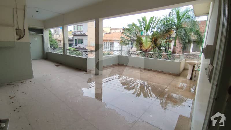 1 Kanal House For Rent In Gulberg With Massive Accommodation.