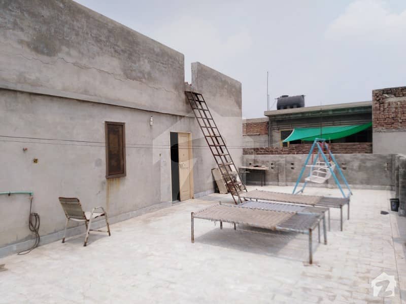 8 Marla Corner House For Sale In Nisar Colony Nisar Colony, Faisalabad