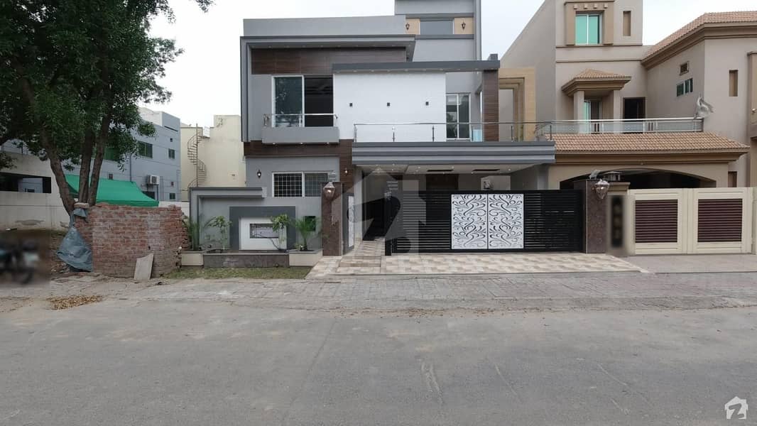 10 Marla House For Sale Is Available In Bahria Town