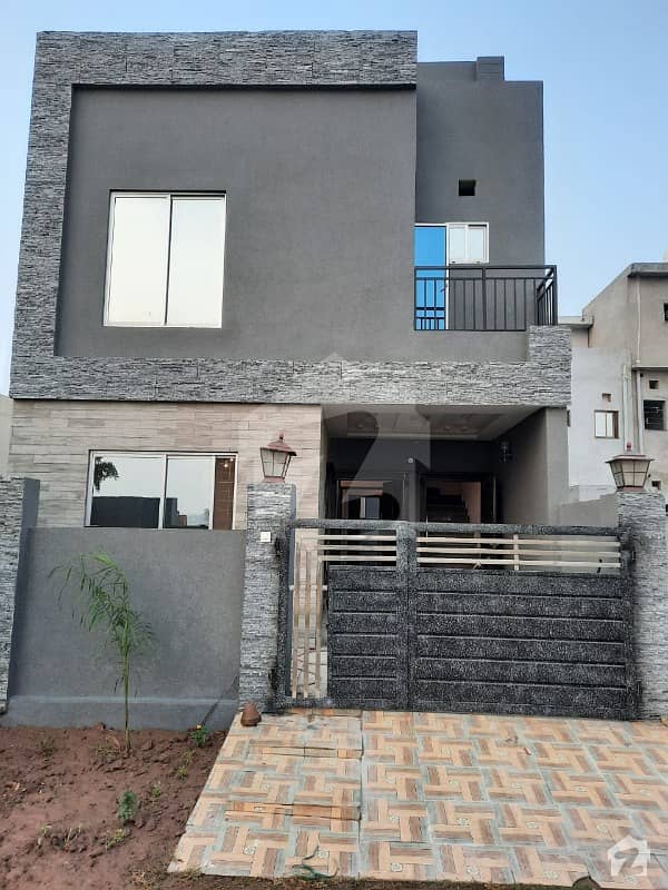 5 Marla Used House For Sale In M7 B