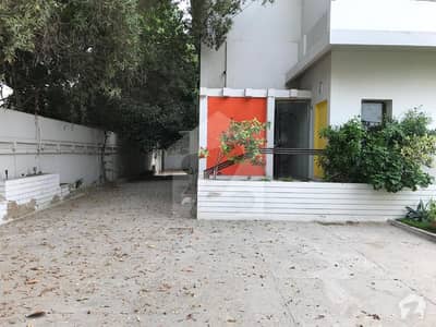 1000 Sq Yards Bunglow Available On Rent For Office On Main Shahra E Faisal 1000 Sq Yards Bunglow Available On Rent For Office On Main Shahra E Faisal