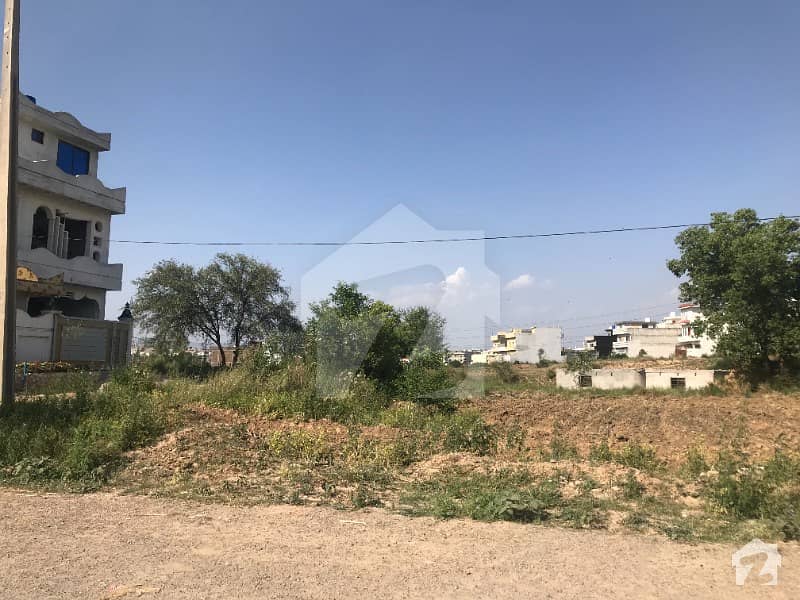 I-15/1 Corner Plot For Sale Near By Main Double Road