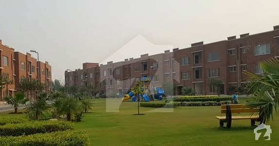 عوامی ولاز - بلاک سی عوامی ولاز بحریہ آرچرڈ لاہور میں 2 کمروں کا 5 مرلہ فلیٹ 42 لاکھ میں برائے فروخت۔
